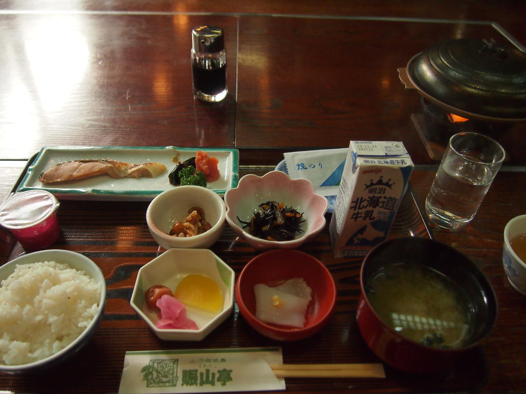 Hotel Towadako Shinzantei à Kosaka Extérieur photo